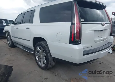 2018 Cadillac Escalade Esv Luxury z USA, uszkodzony, nr VIN 1GYS3HKJ5JR251382